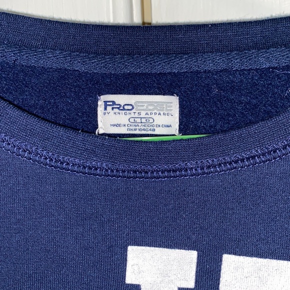 Penn state Love crew neck, soft, comfy, great condition.  Size Large - Picture 3 of 5